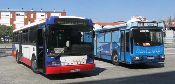 Bus expo Berliet PR100 n°537 (Arènes)